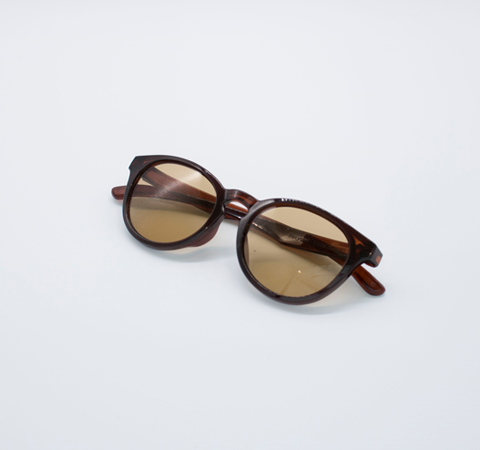 **International Shipping** Sustainable Sunglasses